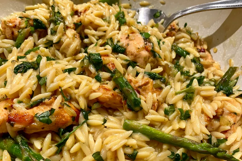 Fresh ingredients for Creamy Chicken Asparagus Orzo