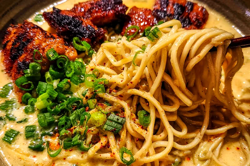 Fresh ingredients for Creamy Garlic Chicken Noodles